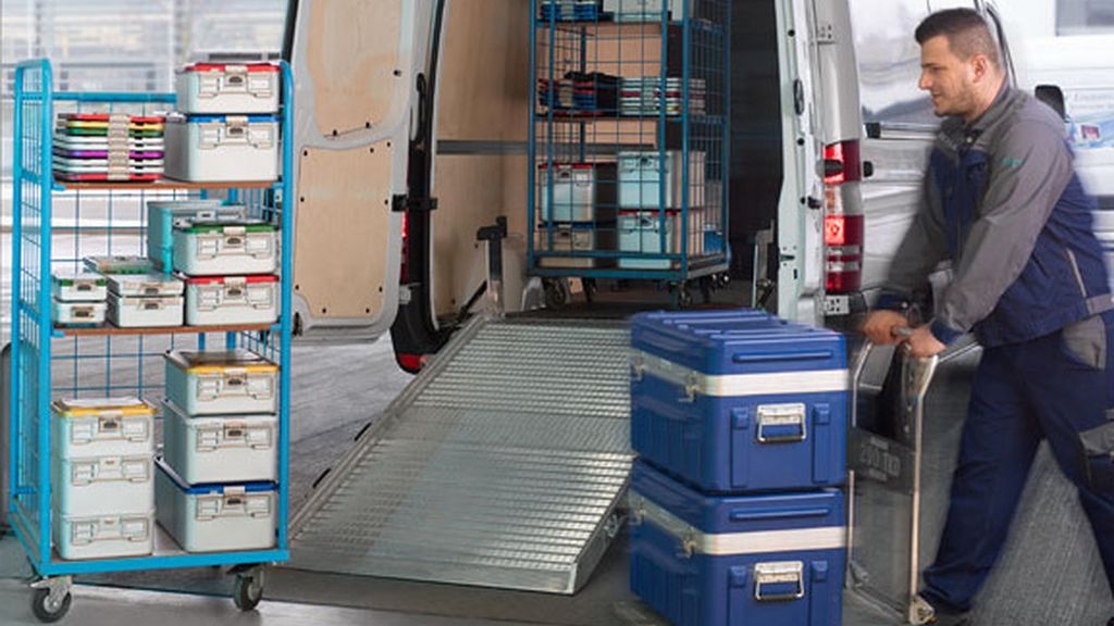 O carrinho de manutenção do serviço técnico da B. Braun contém um conjunto completo de peças de reposição e ferramentas necessárias para a manutenção nas instalações dos clientes ou hospitais.